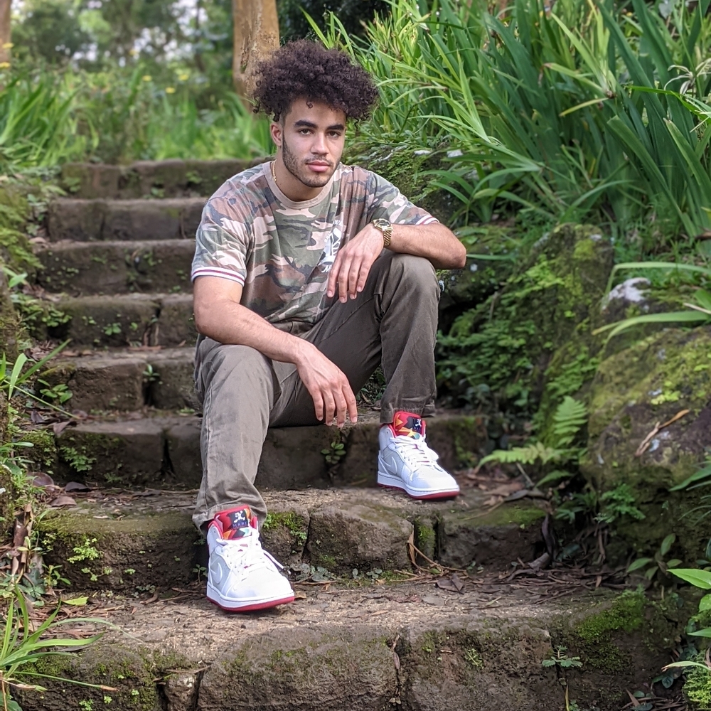 Meet your Posher, Antoine